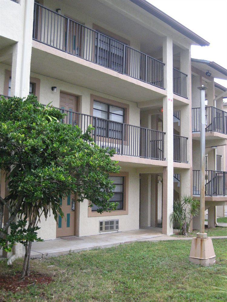 Homing Inn - Boynton Beach Exterior photo